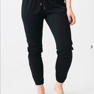 Zyia black zipper jogger (new in bag)